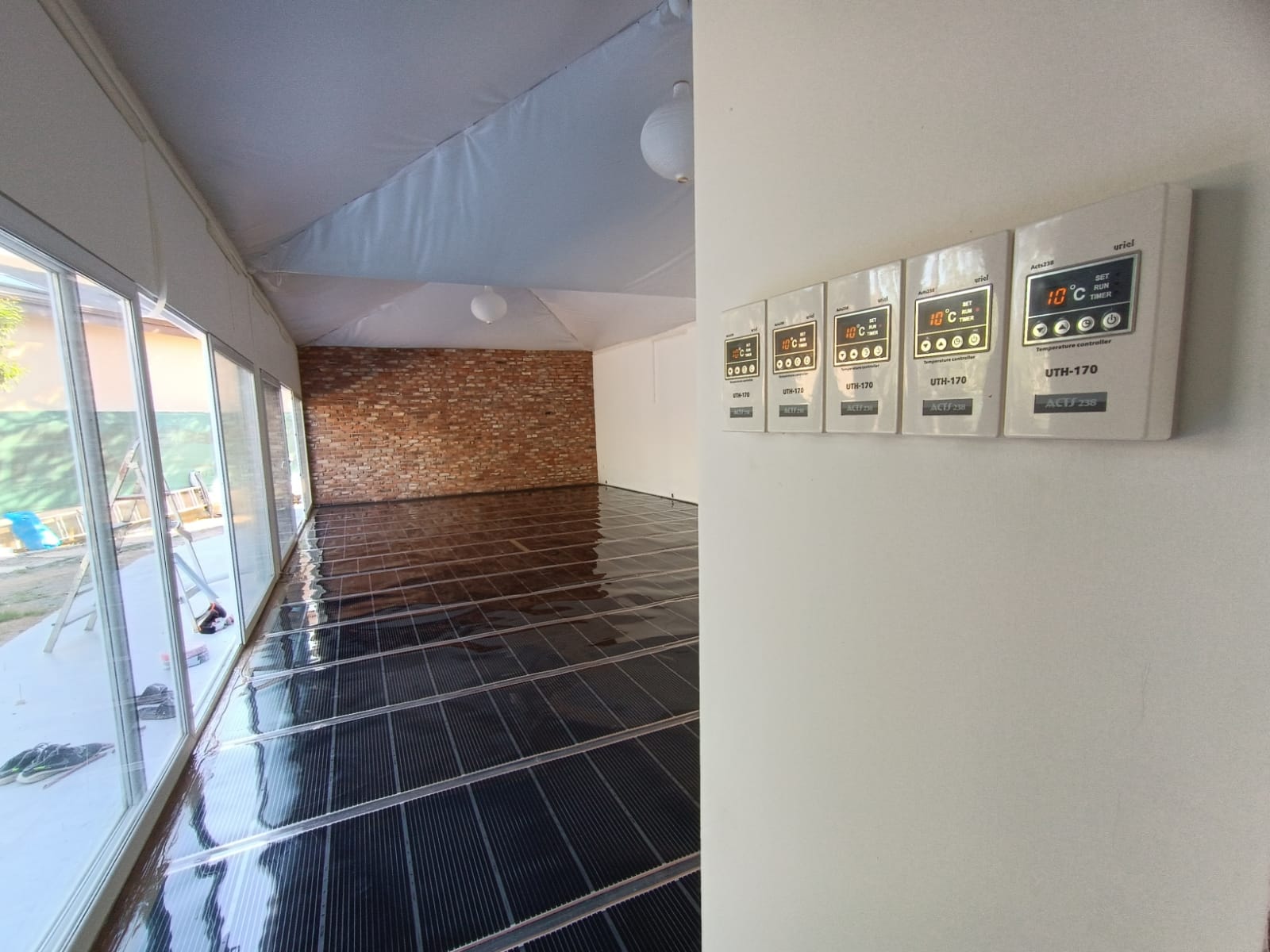 Yerden ısıtma termostatı karbon film termostatı uth170