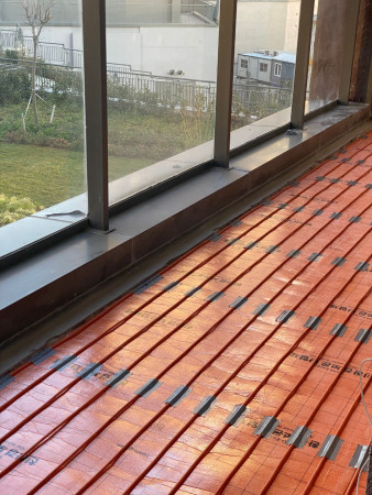 Kış bahçesi seramik altı kablolu ısıtma Elektrikli yerden ısıtma (5.Levent Korupark / İstanbul) Heatus ısıtma kablosu & Pe İzomatt zemin yalıtımı uygulaması 